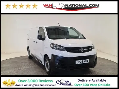 Used Vauxhall Vivaro 145 HP (106 kW) 2023 White MPV