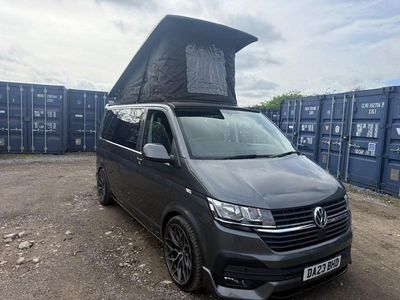 Begagnad VW Transporter Highline 2023 Grå Van