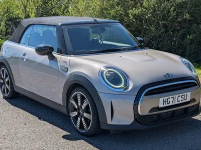 Używany Mini Cooper Exclusive 2021 Hatchback