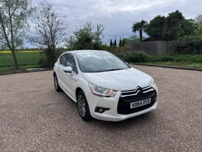 Used Citroën DS4 2014 White Hatchback