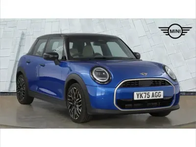 Used Mini Cooper Exclusive 113 kW (154 HP) 2026 Blue Hatchback