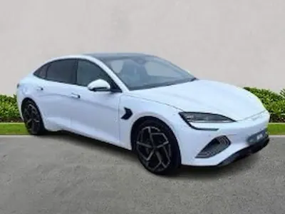 Used BYD Seal 389 kW (530 HP) 2025 White Sedan