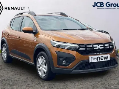 Used Dacia Sandero Expression 90 HP (66 kW) 2023 Orange SUV