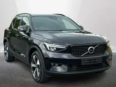 Usado Volvo XC40 Plus 194 CV (142 kW) 2024 Negro SUV