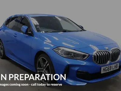 Used BMW 118 M Sport 140 HP (102 kW) 2020 Blue Hatchback