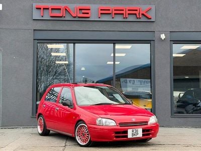 Used Toyota Starlet 1998 Red Hatchback
