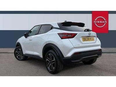 Used Nissan Juke N-Connecta 114 HP (83 kW) 2025 White SUV