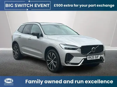 Usado Volvo XC60 Ultra 250 HP (183 kW) 2025 Prateado SUV