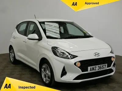 Used Hyundai i10 SE 84 HP (61 kW) 2023 White Hatchback