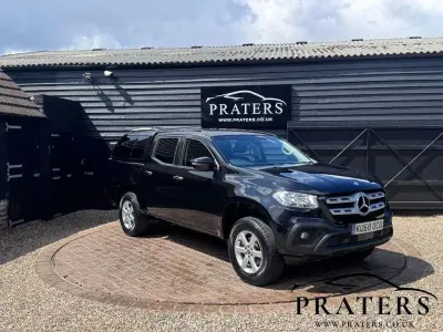 Used Mercedes 220 Progressive 2018 Black Pickup