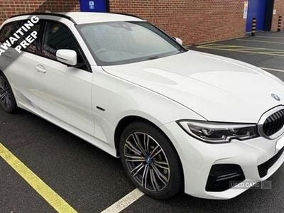 Used BMW 330e M Sport 288 HP (211 kW) 2022 White Estate