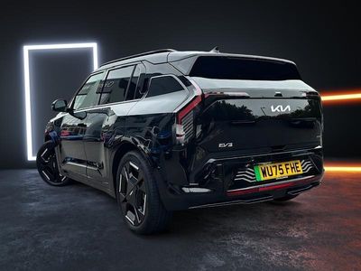 Begagnad Kia EV3 GT-Line S 147 kW (201 HK) 2025 Svart SUV