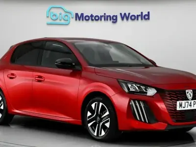 Used Peugeot 208 Allure 101 HP (74 kW) 2024 Red Hatchback