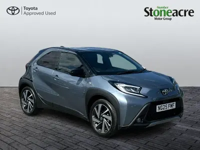 Used Toyota Aygo X 72 HP (52 kW) 2025 Grey SUV