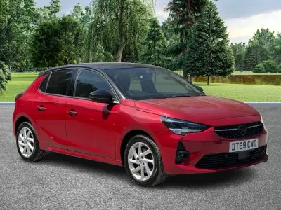 Used Vauxhall Corsa SRi 100 HP (73 kW) 2020 Red Hatchback