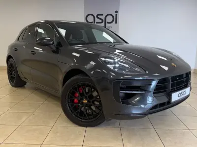 Used Porsche Macan 380 HP (279 kW) 2020 Volcano grey SUV