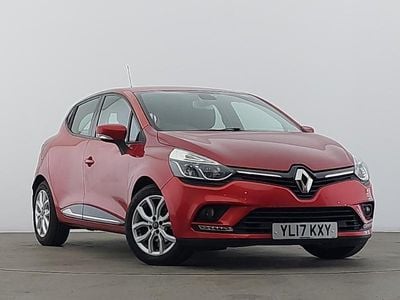 Used Renault Clio IV Dynamique 90 HP (66 kW) 2017 Red Hatchback