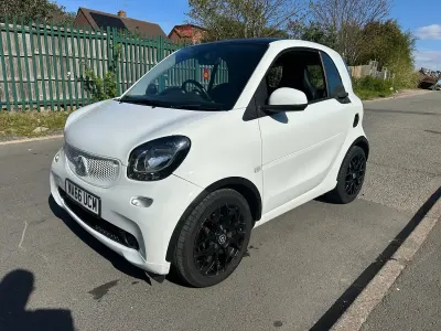 Used Smart ForTwo Coupé 71 HP (52 kW) 2016 White Coupe