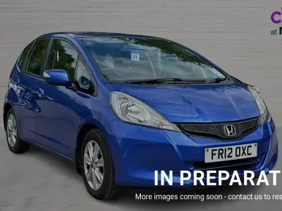 Używany Honda Jazz ES 100 KM (73 kW) 2012 Niebieski Hatchback