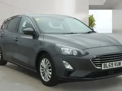Used Ford Focus Titanium 125 HP (91 kW) 2020 Grey Hatchback