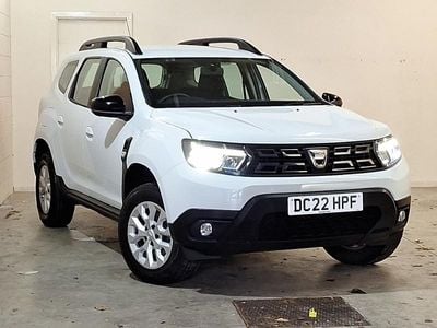Used Dacia Duster Comfort 100 HP (73 kW) 2022 White SUV