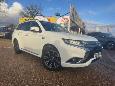 Used Mitsubishi Outlander P-HEV 2016 White Estate