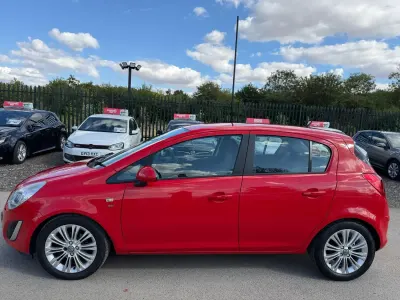 Used Vauxhall Corsa 90 HP (66 kW) 2011 Red Hatchback