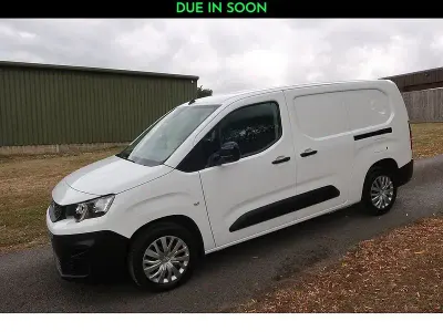 Used Peugeot Partner 131 HP (96 kW) 2023 White MPV
