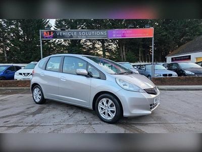 Silver Used 2011 Honda Jazz ES Hatchback | £5,299 (A bit pricey)