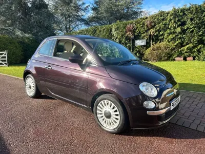 Używany Fiat 500 Lounge 85 KM (62 kW) 2012 Purpurowy Hatchback