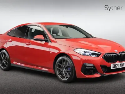 Usado BMW 218 M Sport 134 CV (98 kW) 2023 Rojo Coupe