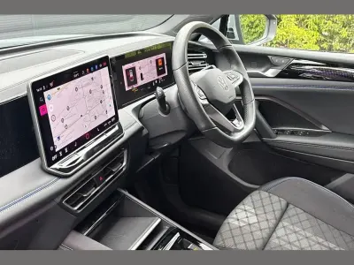 Used VW Tiguan R-line 148 HP (108 kW) 2025 Silver SUV