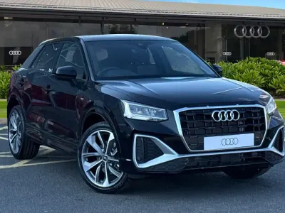 Novo Audi Q2 S-Line 2026 Preto SUV
