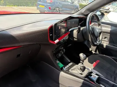 Używany Vauxhall Mokka GS Line 128 KM (94 kW) 2023 Czerwony SUV