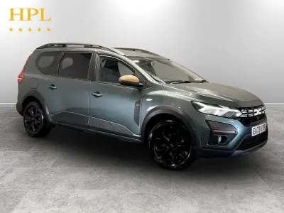 Used Dacia Jogger Extreme 110 HP (80 kW) 2023 Green MPV
