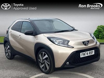 Used Toyota Aygo X 72 HP (52 kW) 2024 Beige SUV