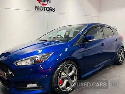 Used Ford Focus ST 2016 Blue Hatchback
