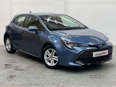 Used Toyota Corolla 122 HP (89 kW) 2020 Blue Hatchback