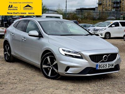 Used Volvo V40 R-Design 122 HP (89 kW) 2019 Silver Hatchback