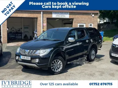 Used Mitsubishi L200 2016 Black Pickup