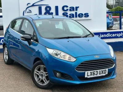 Used Ford Fiesta Zetec 125 HP (91 kW) 2013 Blue Hatchback