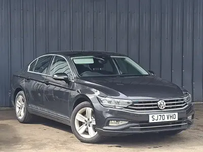 Used VW Passat SE 150 HP (110 kW) 2020 Grey Sedan