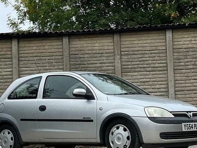 Used Vauxhall Corsa Comfort 75 HP (55 kW) 2001 Silver Hatchback