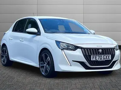 Używany Peugeot 208 Allure 100 KM (73 kW) 2020 Biały Hatchback