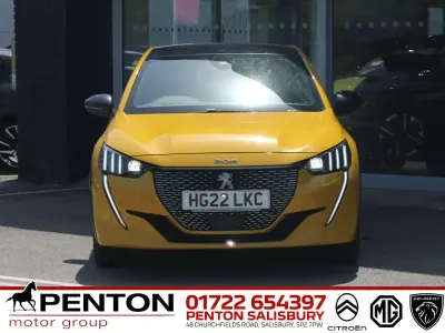 Used Peugeot 208 Premium 130 HP (95 kW) 2022 Yellow Hatchback
