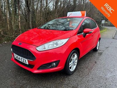 Used Ford Fiesta Zetec 75 HP (55 kW) 2015 Red Hatchback