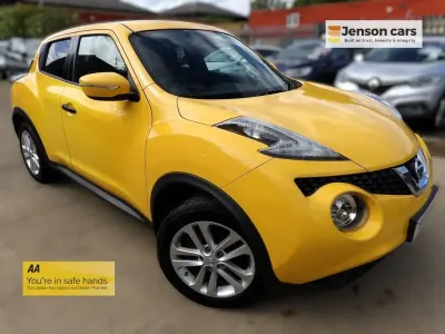 Used Nissan Juke N-Connecta 110 HP (80 kW) 2016 Yellow SUV