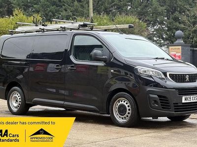 Black Used 2019 Peugeot Expert Van | £11,490 (A bit pricey)