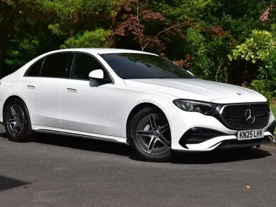 Used Mercedes E200 AMG line 204 HP (150 kW) 2025 White Sedan