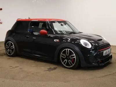 Używany Mini John Cooper Works Hatch 2015 Czarny Hatchback